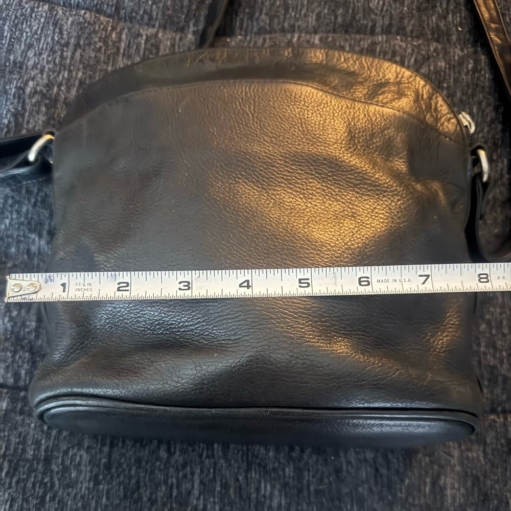 GH Bass & Co Black Napa Leather Crossbody Bag - Picture 8 of 13